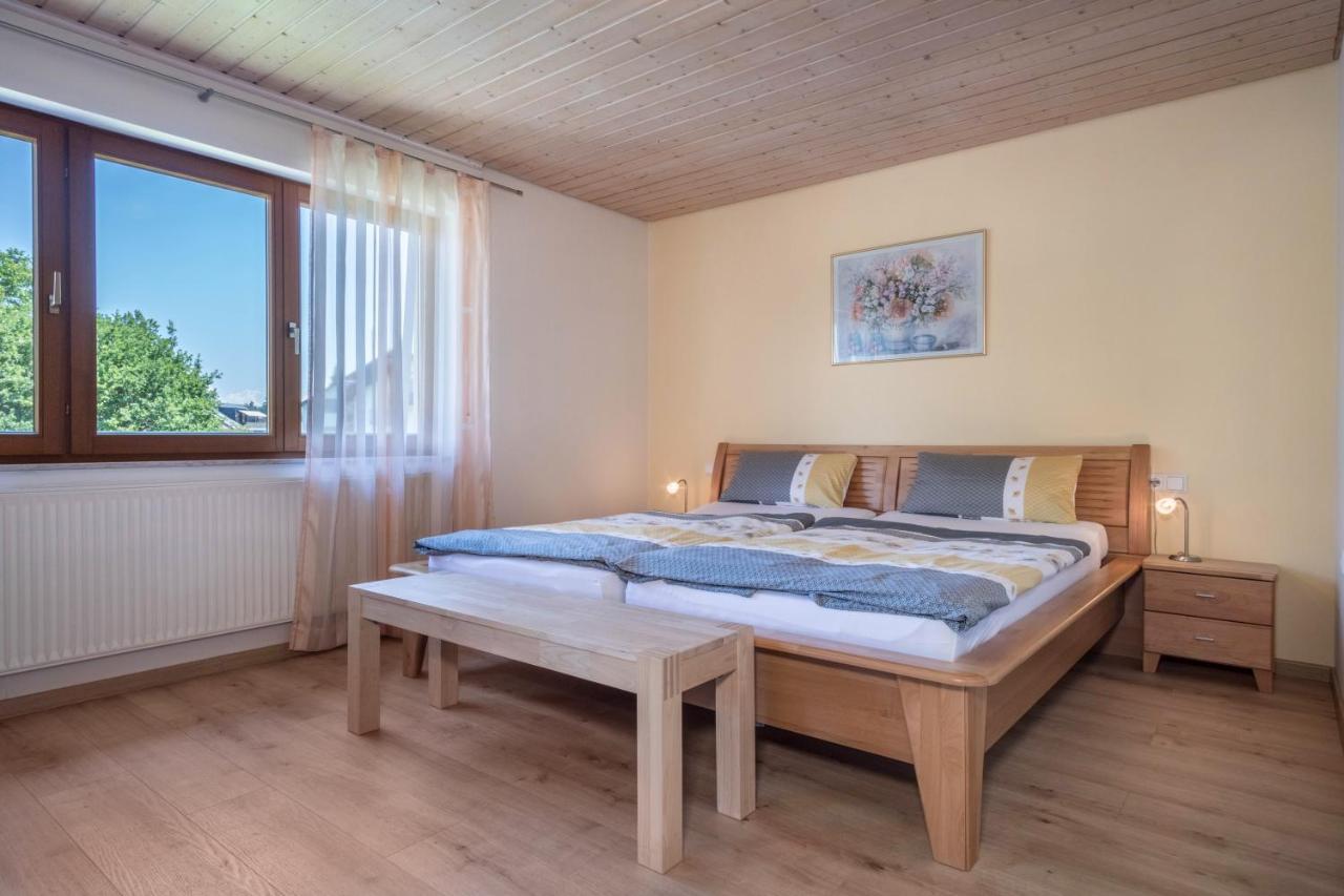 エリスキルヒHaus Schussenblick Ogアパートメント エクステリア 写真